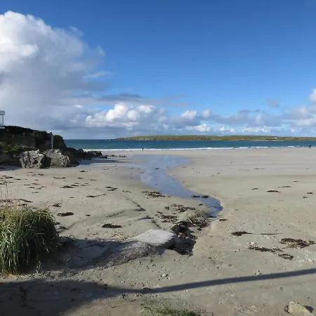 Avalon House Hotel 3*