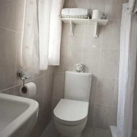 Avalon House Glenties