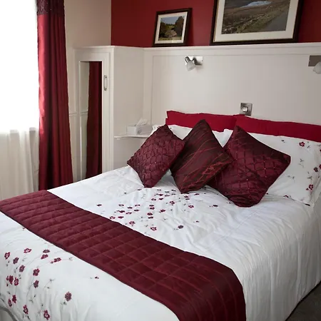 Avalon House Hotel 3*