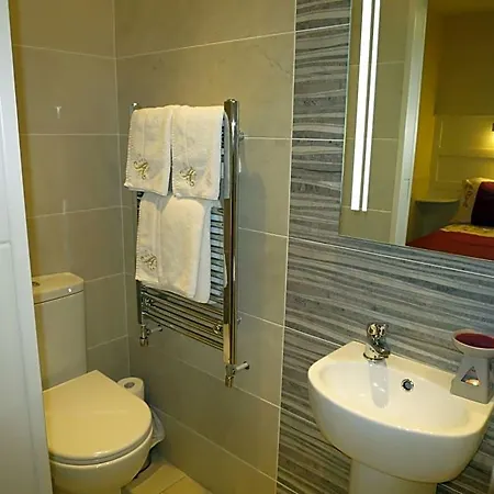 Avalon House Glenties