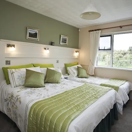 Avalon House 3* Glenties