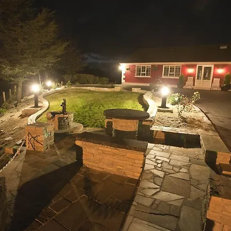 Bed & Breakfast Avalon House 3*