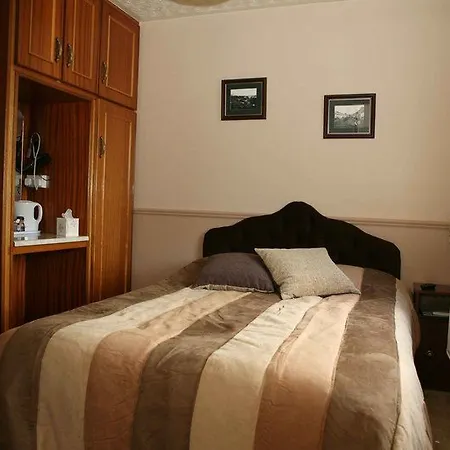 Avalon House Ξενοδοχείο