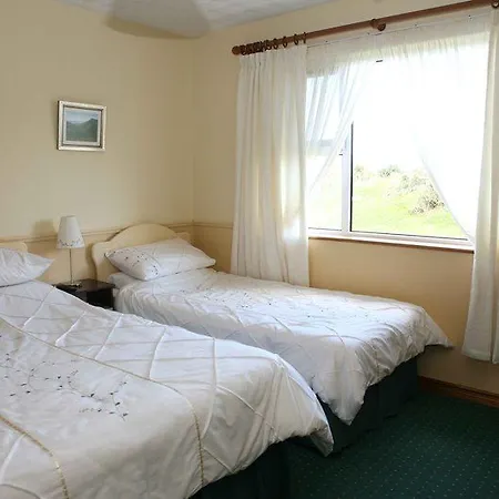 Avalon House Hotel 3*