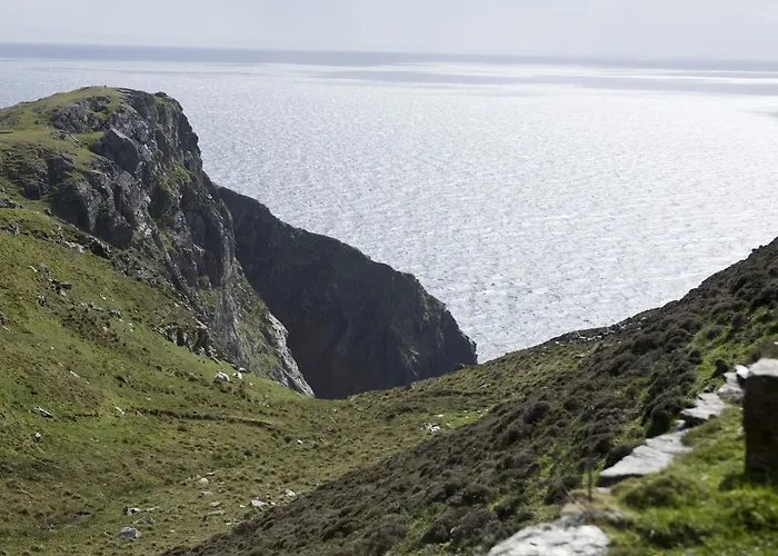 Hotel Avalon House 3*