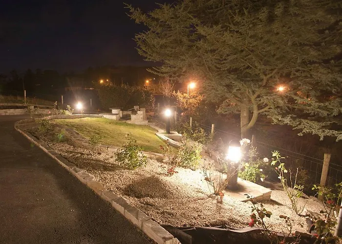 מלון Avalon House
