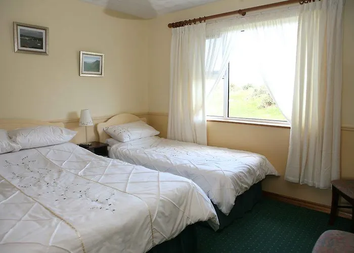 Avalon House Hotel 3*