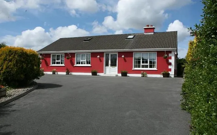 Avalon House Glenties